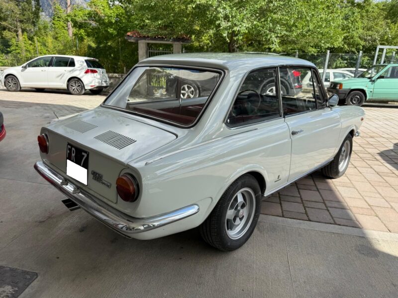 FIAT 850 VIGNALE COUPE'