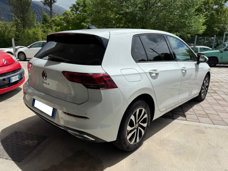 Volkswagen Golf 2.0 TDI ACTIVE