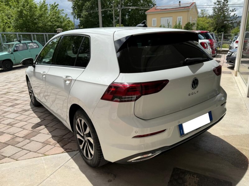 Volkswagen Golf 2.0 TDI ACTIVE