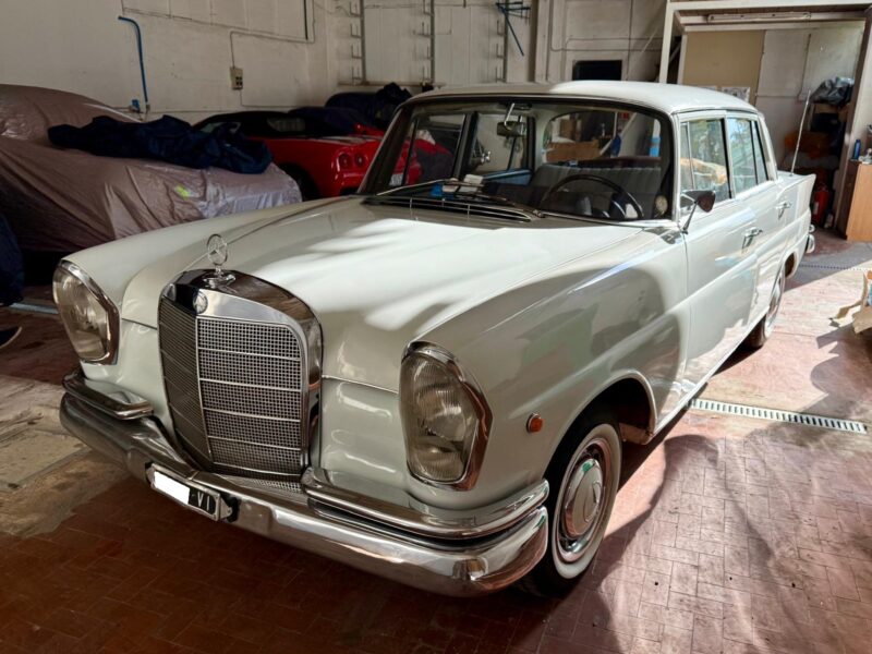 MERCEDES C 190