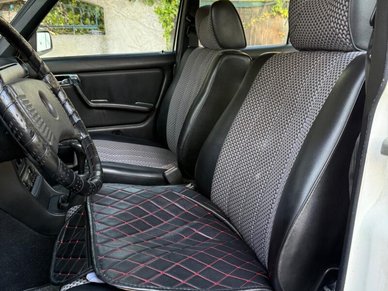 MERCEDES 200