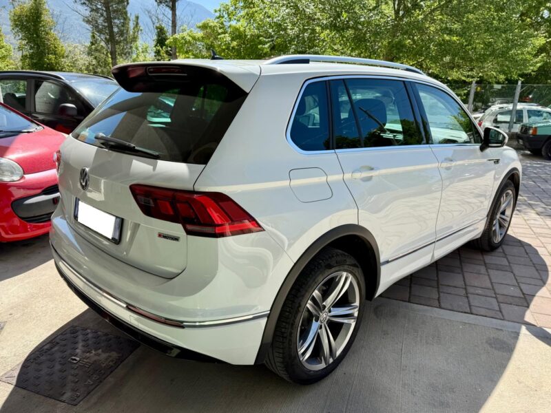 Volkswagen Tiguan 2.0 TDI 150 CV SCR DSG 4MOTION R-Line