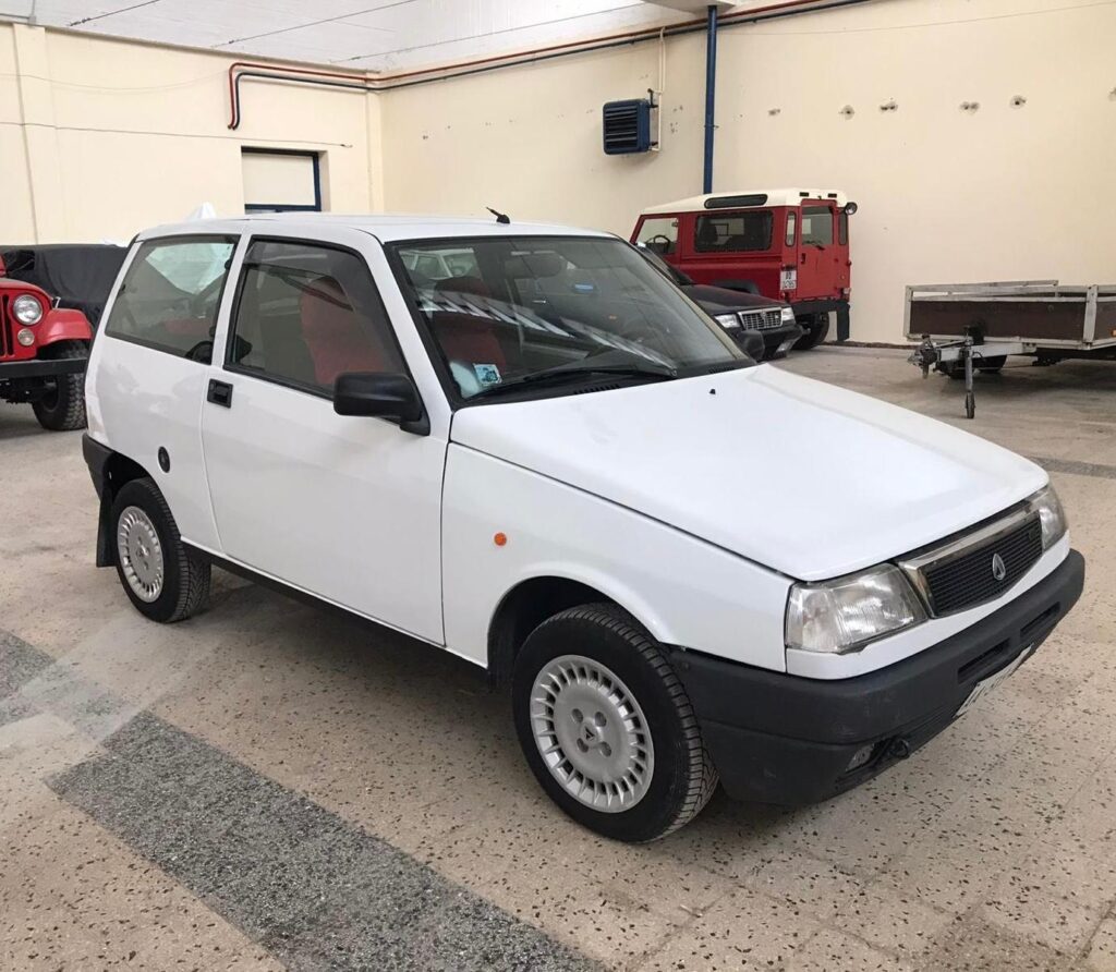 LANCIA Y10 SESTIERE