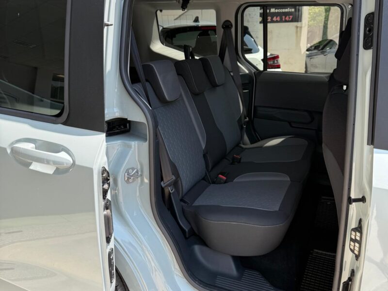 Ford Tourneo Courier Tourneo Courier 1.0 EcoBoost Titanium