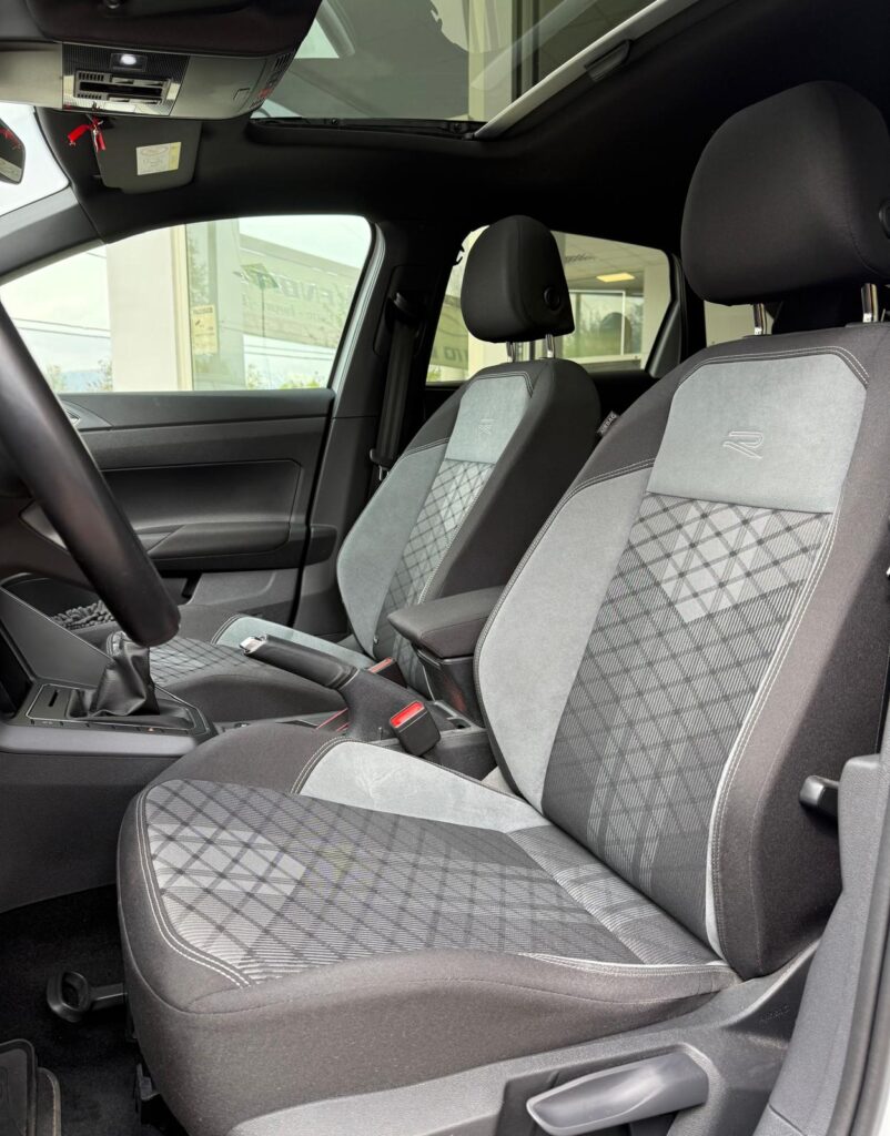 VOLKSWAGEN TAIGO 1.0 TSI R-LINE
