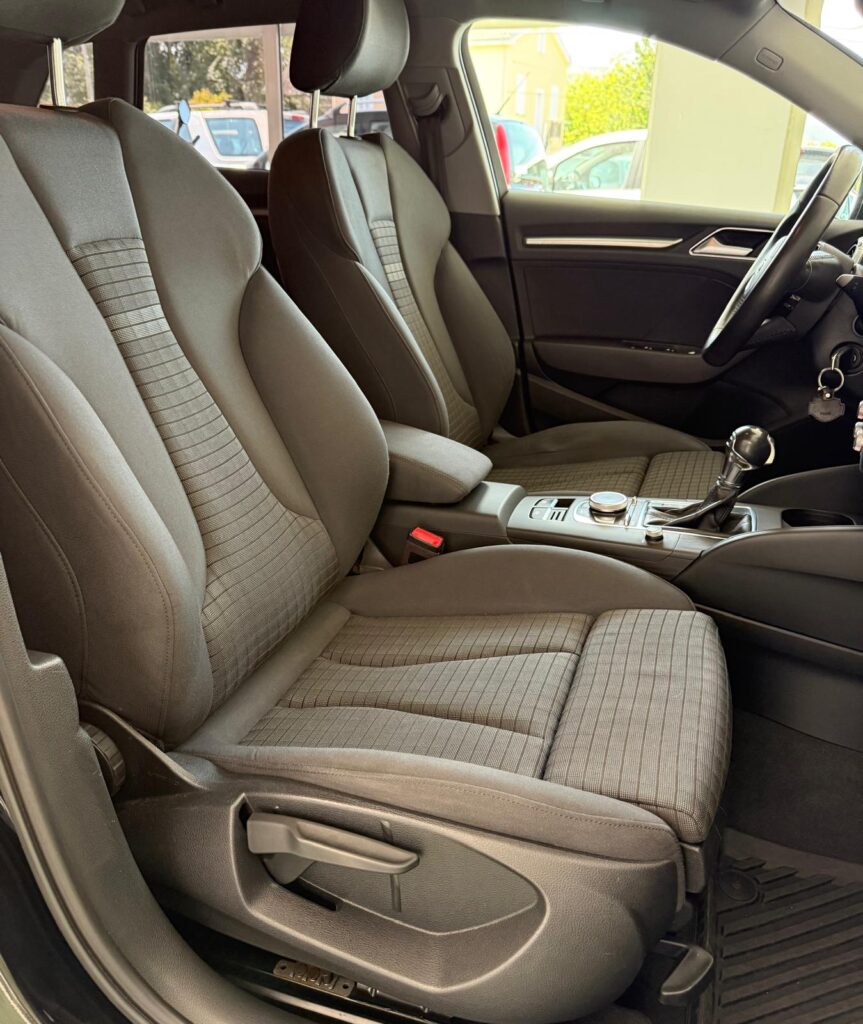 AUDI A3 SPORTBACK 2.0 TDI S-LINE
