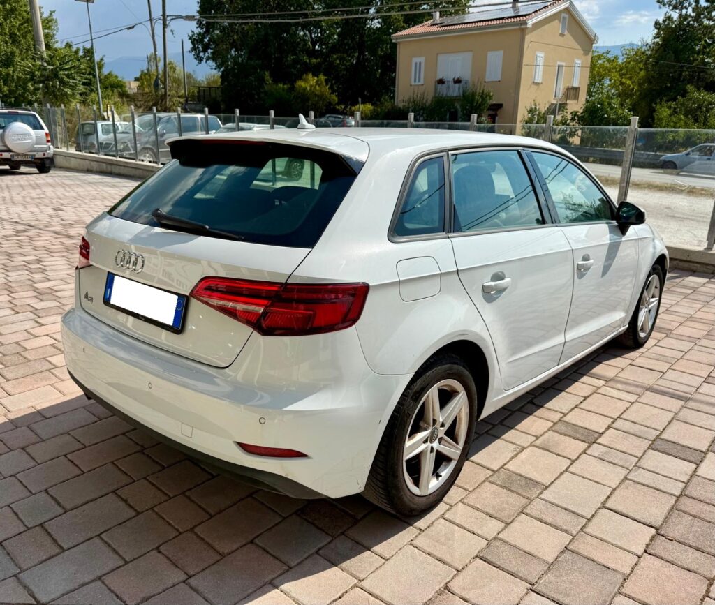 Audi A3 Sportback 30 1.6 tdi Sport 116cv