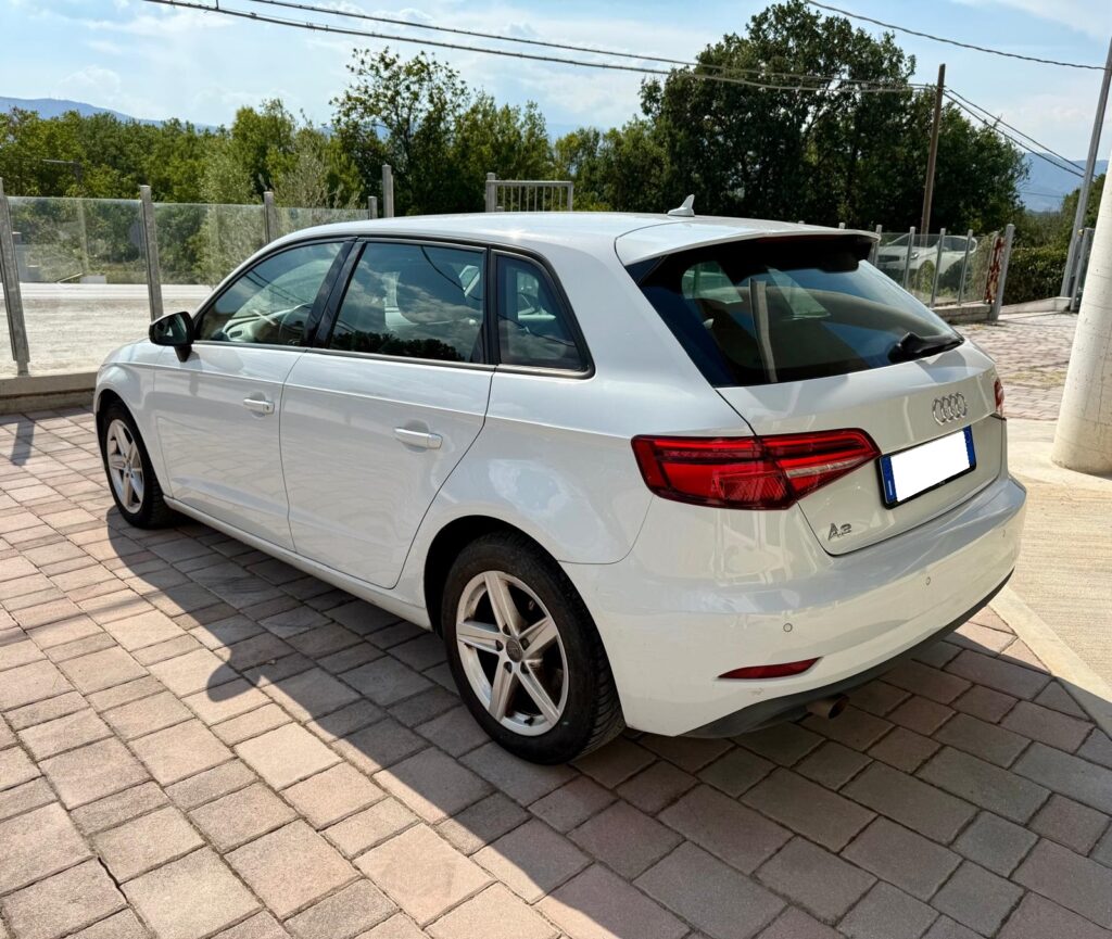 Audi A3 Sportback 30 1.6 tdi Sport 116cv