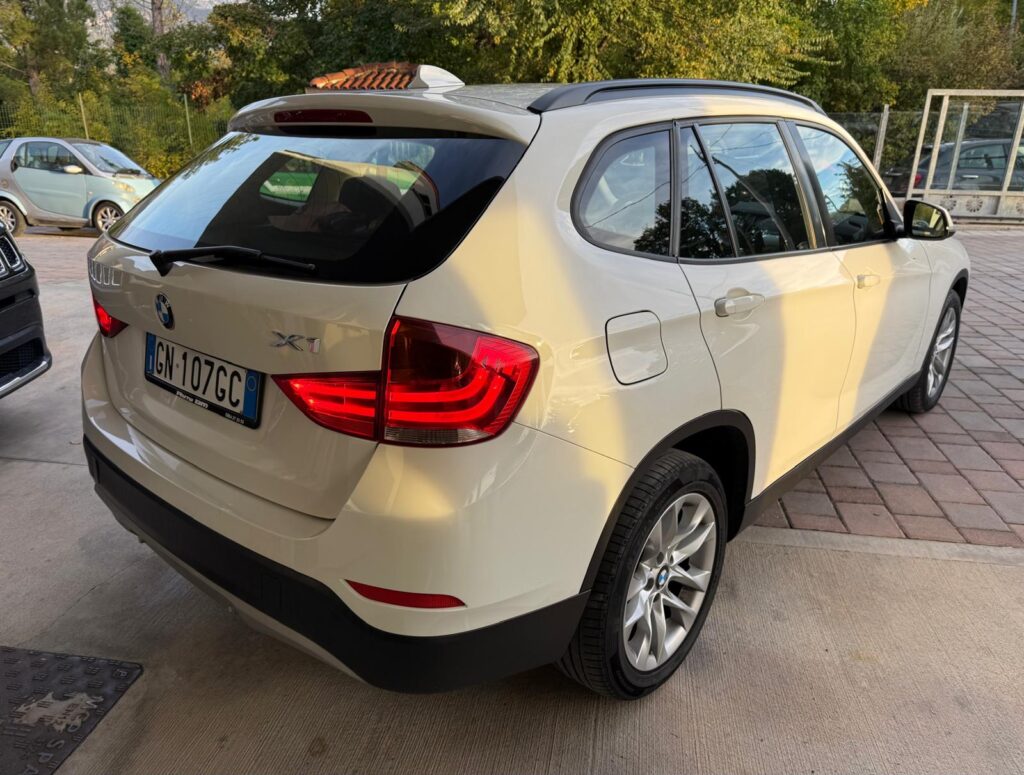 BMW X1 SDRIVE 16d